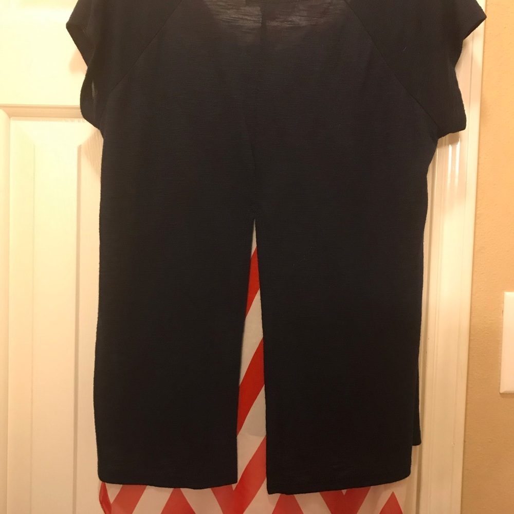 Top - Picture 2 of 2